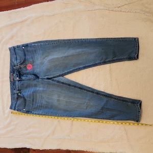 Melissa McCarthy Seven7 pencil jeans